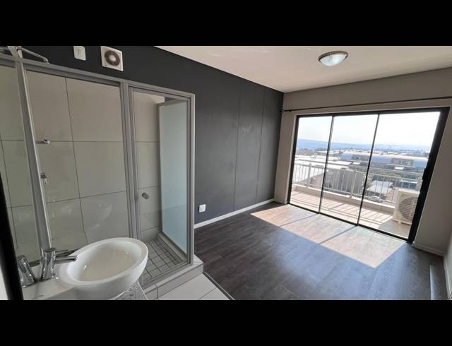 2 bed property to rent in EDENBURG